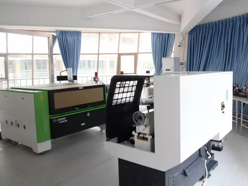 覆膜寫真車間如何做好無塵工作？